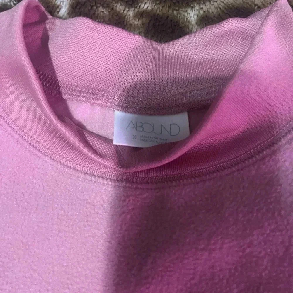Crewneck Abound long sleeve Pink Sweater - Picture 2 of 3